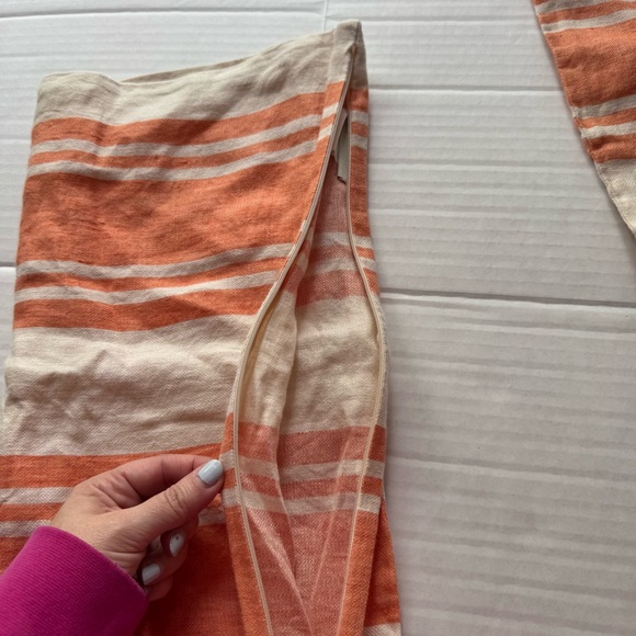 Pottery Barn Linen Pillow Cover - Picture 5 of 8